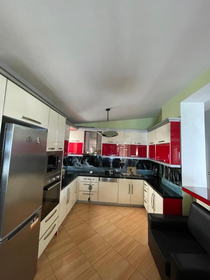 Ferienwohnung Seaview Golden Penthouse Sarandë Exterior foto