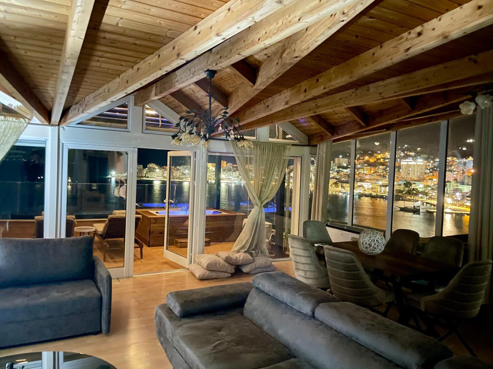 Ferienwohnung Seaview Golden Penthouse Sarandë Exterior foto