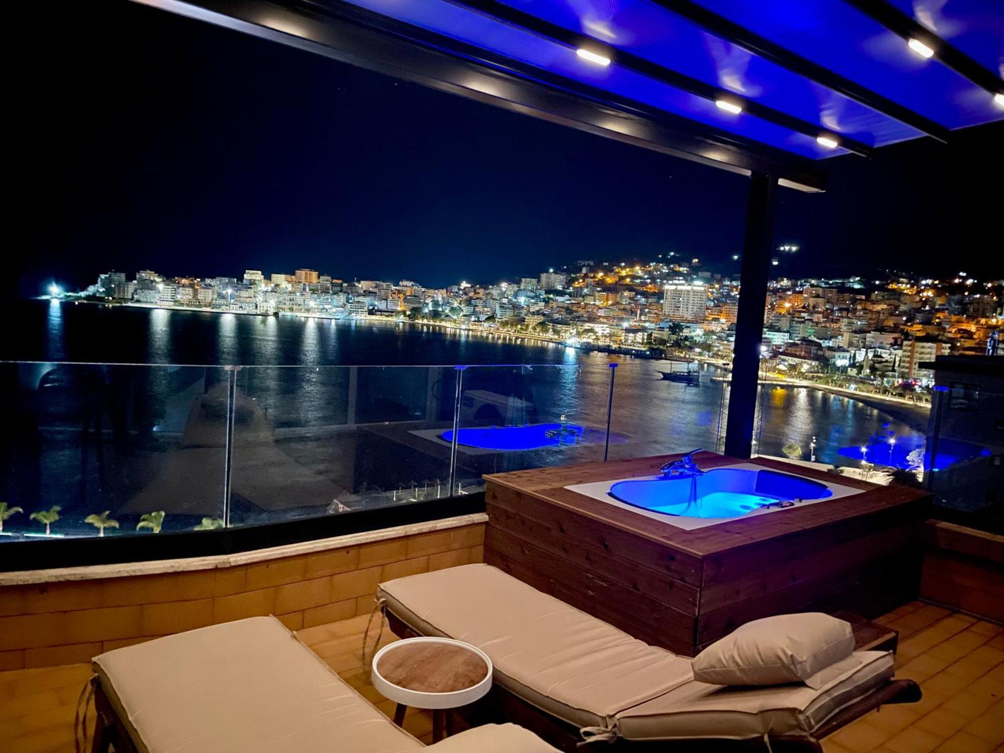 Ferienwohnung Seaview Golden Penthouse Sarandë Exterior foto